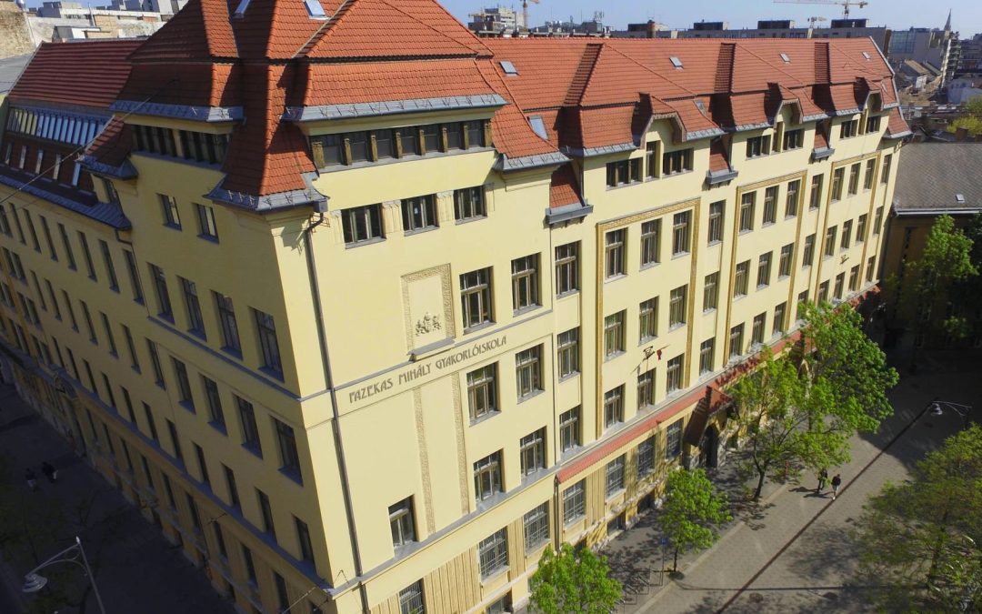 Iskolakóstoló, Igazgatói tájékoztató november 21., péntek